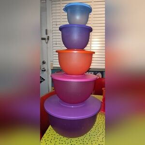 10 piece Tupperware Impressions Bowls
